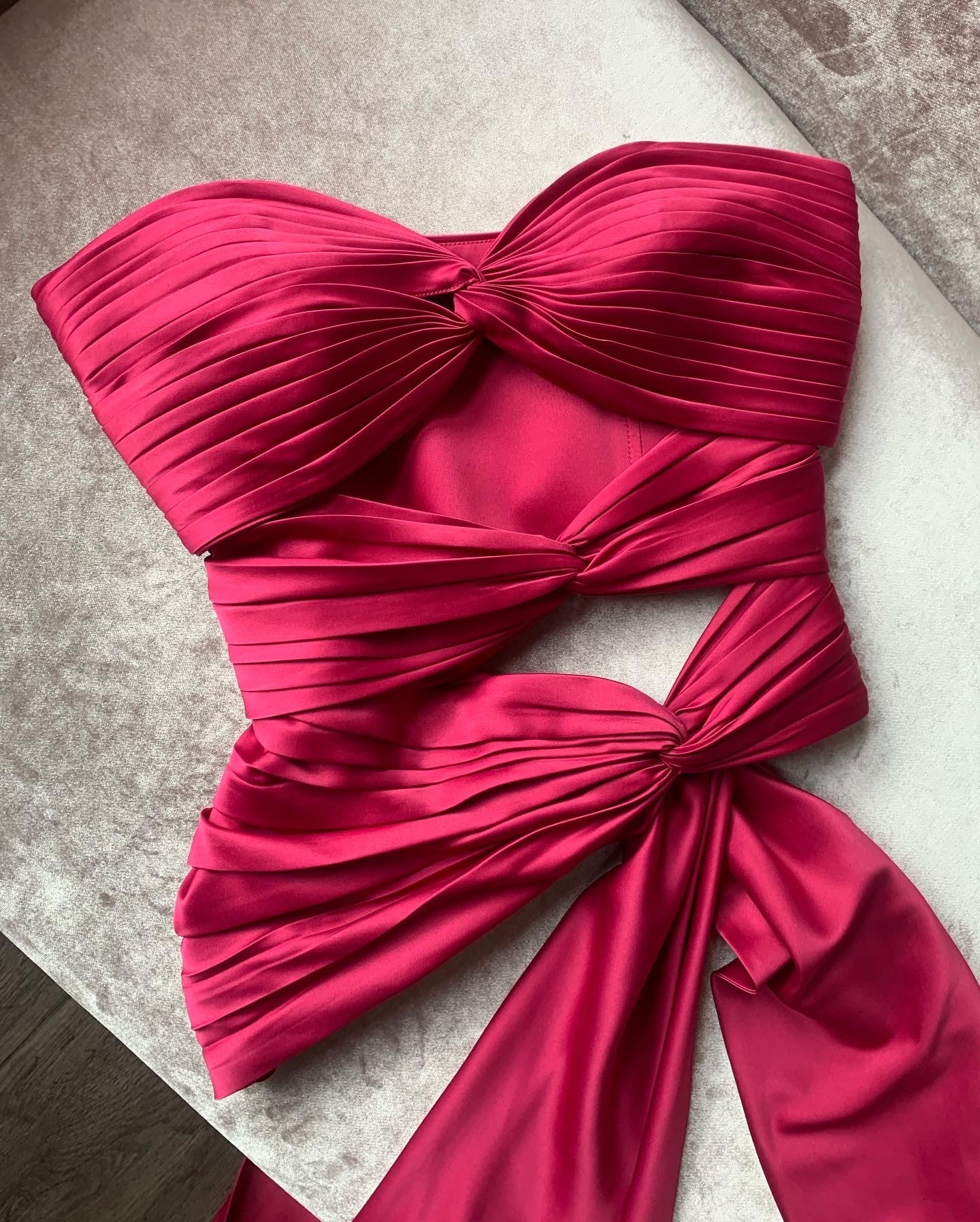 3 Carats Bustier - Image 18