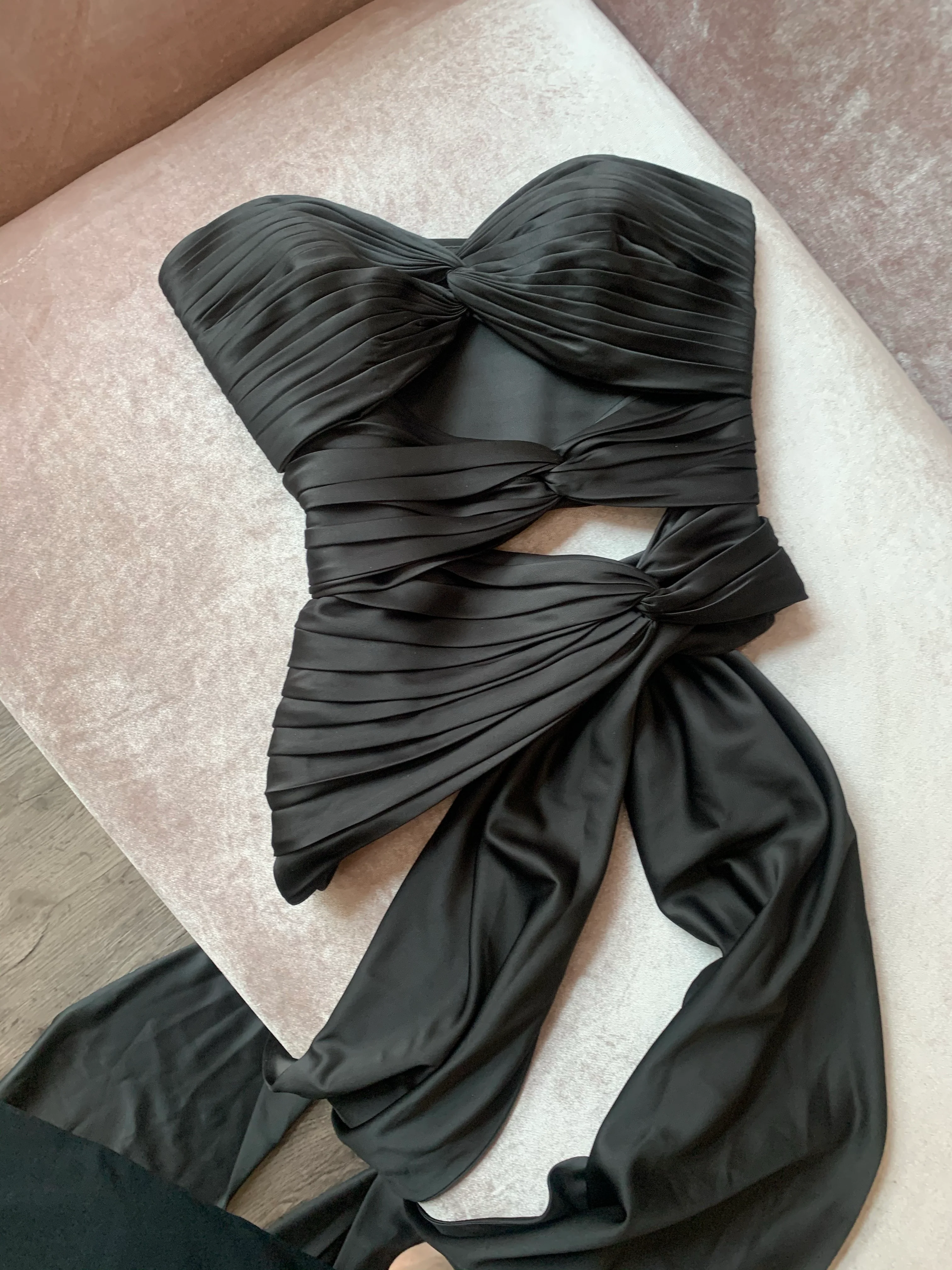 3 Carats Bustier - Image 41