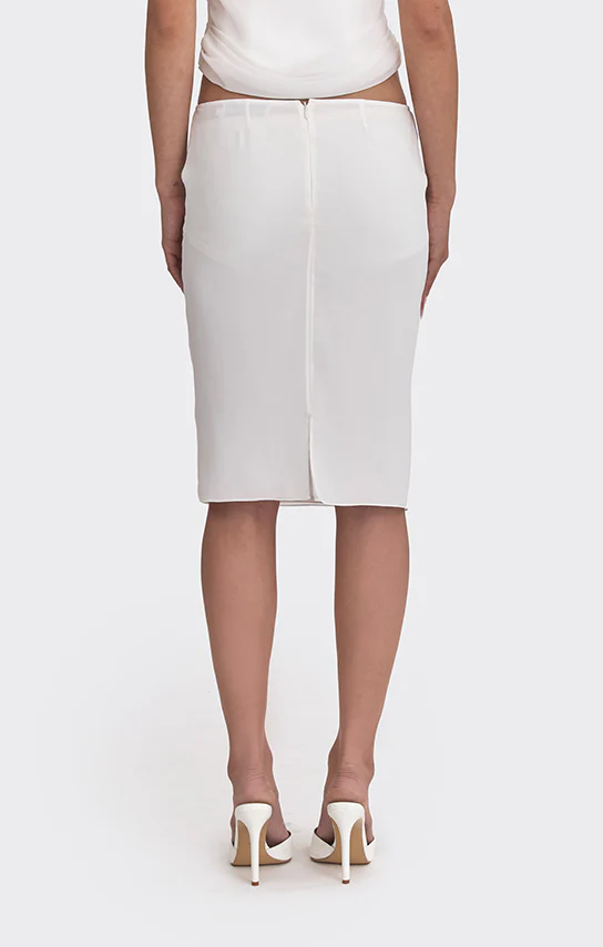 Belle Lace Knee-Length Skirt (Lining) - Image 11