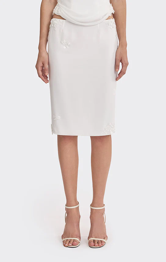 Belle Lace Knee-Length Skirt (Lining) - Image 12