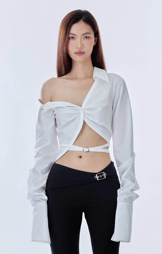 Off shoulder Cropped Shirt - Image 2